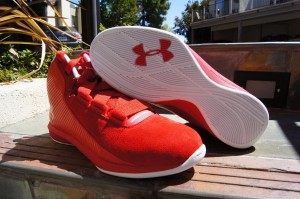 First-Impression-Under-Armour-Micro-G-Clutch-1