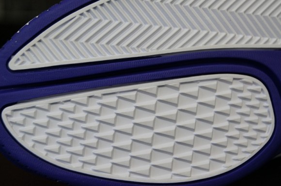 First-Impression-Nike-Zoom-Huarache-2k4-3