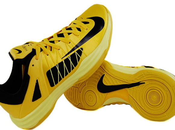 Nike-Lunar-Hyperdunk-2012-Low-Vivid-Sulfur-Black-Electric-Yellow-Available-Now-5