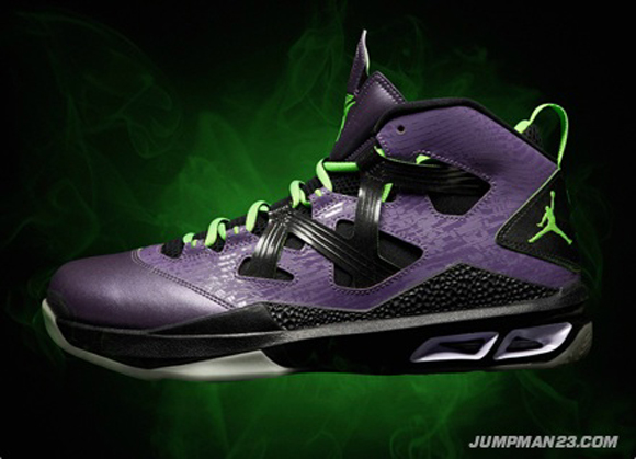 Jordan-Brand-Unveils-Stealth-Inspired-Collection-for-All-Star-Weekend-7