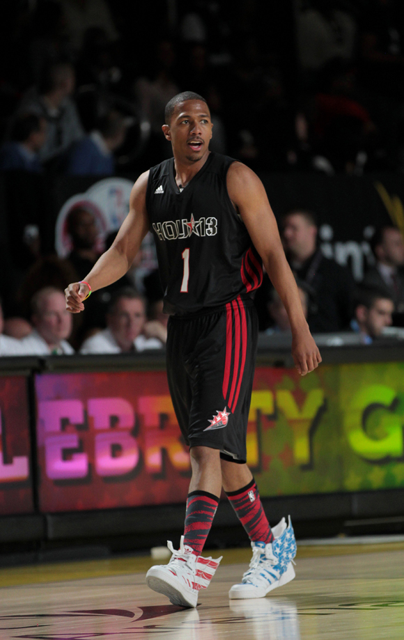 HOUSTON (Feb. 15, 2013) – Entertainer Nick Cannon walks up the court during the NBA All-Star Celebrity Game in Houston.