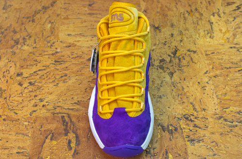 The-Sneakersnstuff-x-Reebok-Question-Mid-'Crocus'-Available-Now-4