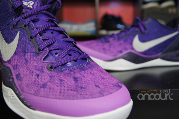 Nike-Kobe-8-SYSTEM-Purple-Gradient-Detailed-Look-Review-6