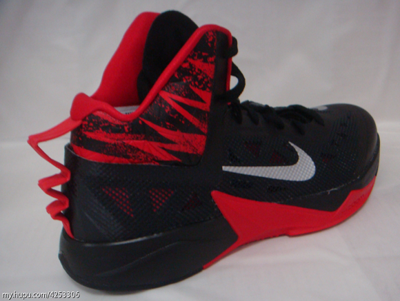 Nike Zoom Hyperfuse 2013 - Inside and Out 3