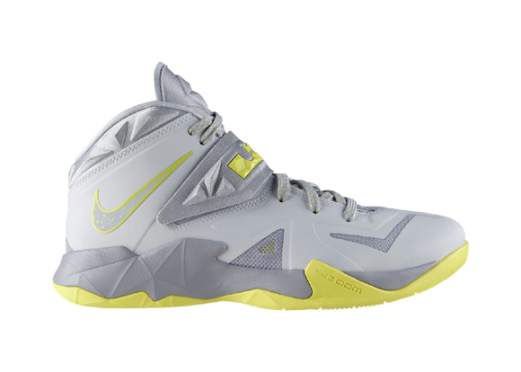Nike Zoom Soldier VII - Available Now 1
