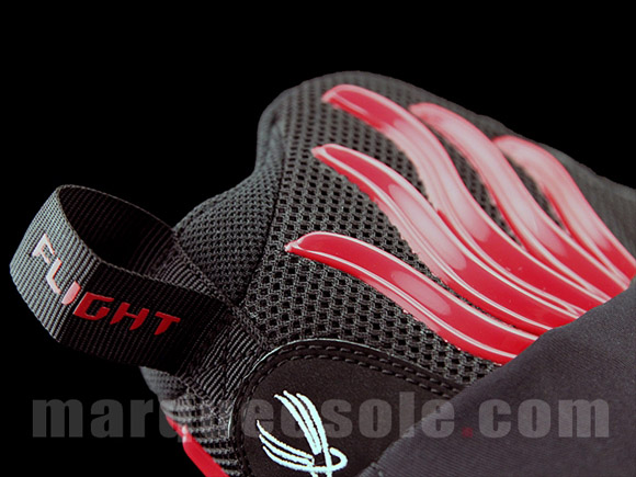 Nike Zoom Flight 98 'The Glove' Black White - Red - Detailed Look 6