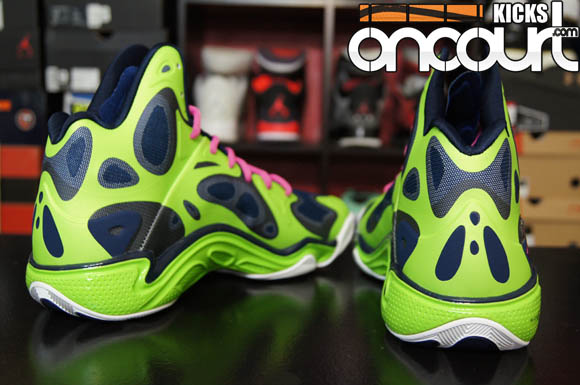 Under Armour Anatomix Spawn - Detailed Look & Review 5