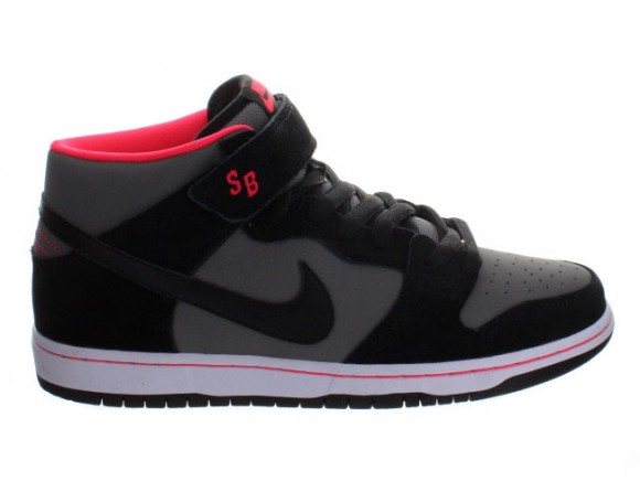 Nike Dunk Mid Pro SB Black: Crimson - Available Now