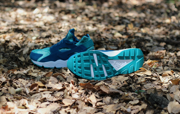 Nike Air Huarache 'Green Abyss' - Available Now 4