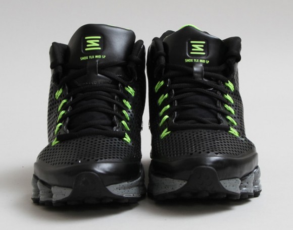 Nike-Shox-TLX-Mid-SP-Black-Volt-3