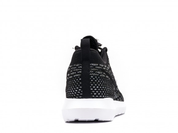 Nike Flyknit Roshe - Black - Available Now 3