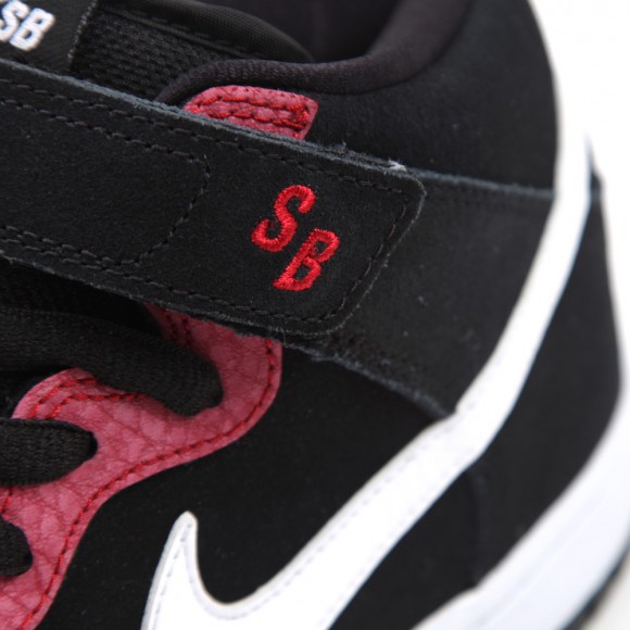 Nike-SB-Dunk-Mid-Black-White-Gym-Red-4