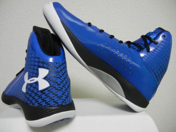 Under Armour Micro G Torch III - New Colorways 4
