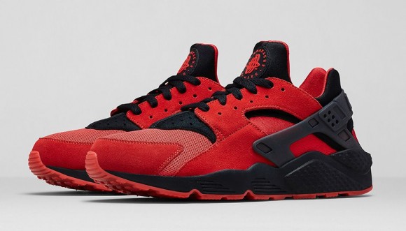 Nike Air Huarache University Red: Black Pack - Official Images + Release Info 1