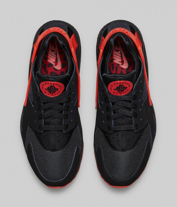 Nike Air Huarache University Red: Black Pack - Official Images + Release Info 5