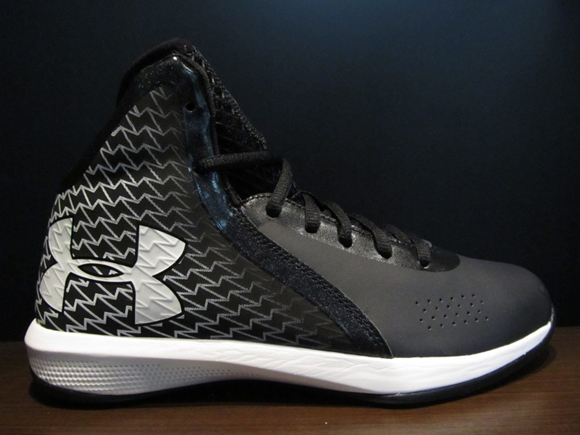 Under Armour Micro G Torch 3 'DC Heroes' 2