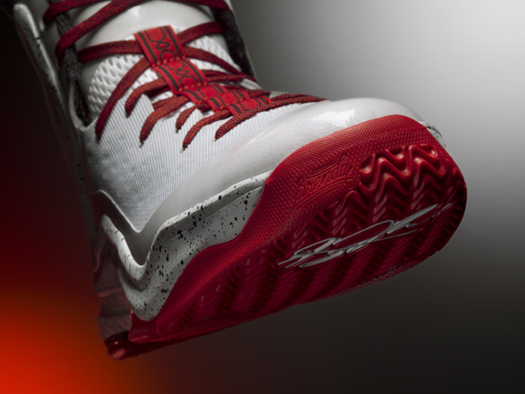 adidas D Rose 5 Boost 'Home' & 'Alternate Away' - Detailed Look + Release Info 6