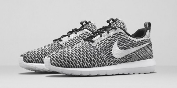 Nike Flyknit Roshe Run - Multiple Colorways Available Now2