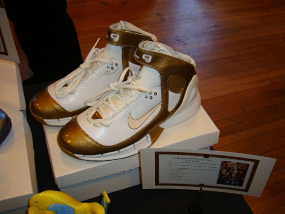 sneaker-galactus-exhibit-5