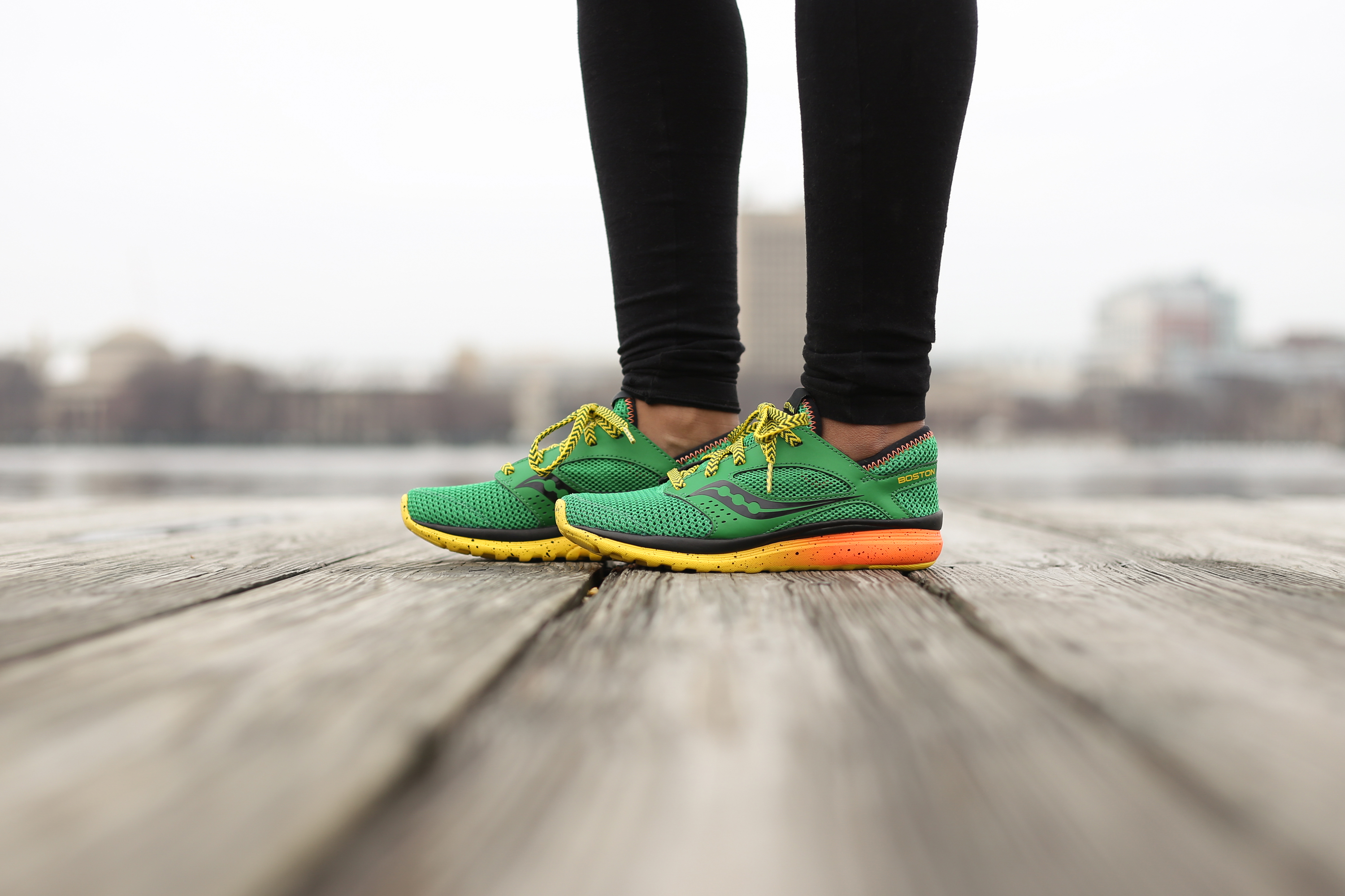 saucony kineta womens