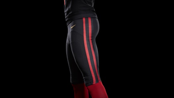 San Francisco 49ers Get New All-Black Alternate Uniforms 10