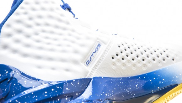 Under Armour Curry One 'Playoff' - Up Close & Personal 10