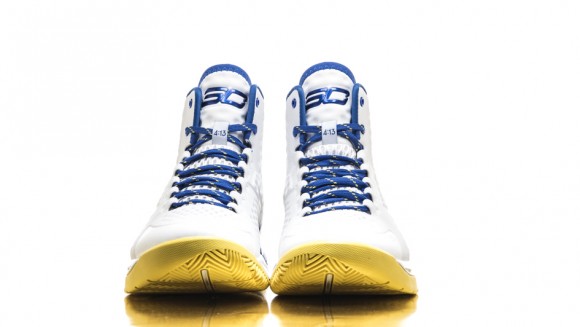 Under Armour Curry One 'Playoff' - Up Close & Personal 2