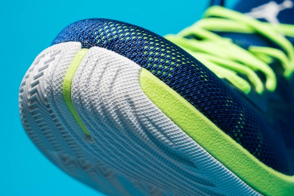 Get Up Close Personal With The Jordan Super.Fly 4 'Green Pulse' 10