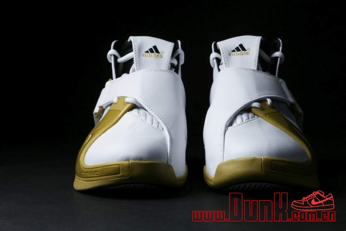 Get Up Close And Personal With The White: Gold adidas T-MAC 5 Retro 4