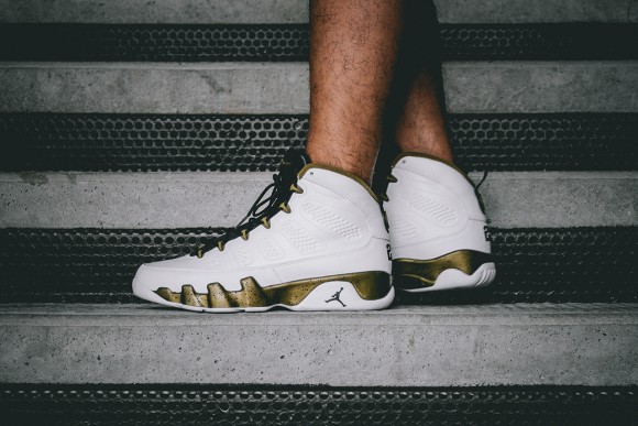 Get a Detailed Look at the Air Jordan 9 Retro 'The Spirit' On Foot 1