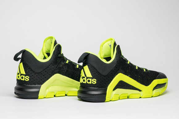 Get up close and personal with the adidas CrazyQuick 3 3