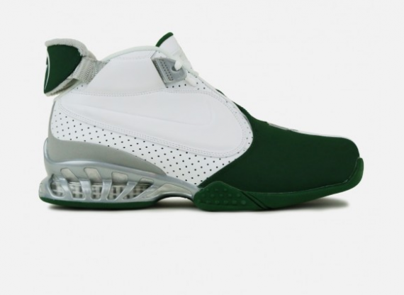 The Nike Air Zoom Vick 2 'Jets' Have Arrived-3
