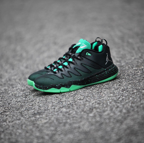 Get Up Close and Personal with the Jordan CP3.IX 'Jade' 2