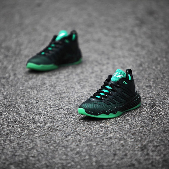 Get Up Close and Personal with the Jordan CP3.IX 'Jade' 9