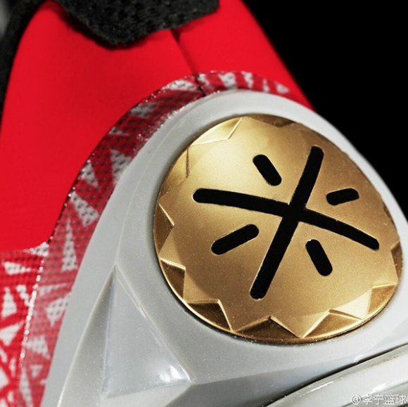 Get up Close and Personal with The Li-Ning Way of Wade 4 'Lucky 13' 4