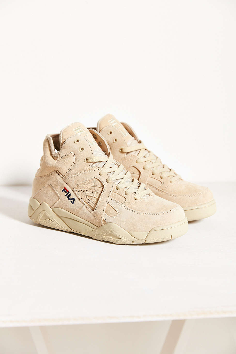 urban outfitters fila cage cream 4