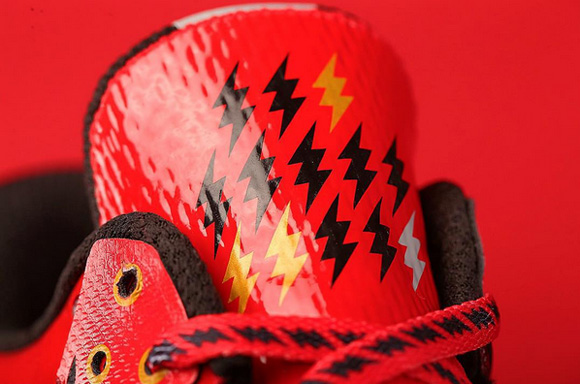 Get a Detailed Look at The Li-Ning Way of Wade 4 'Lucky 13' + Release Info 2