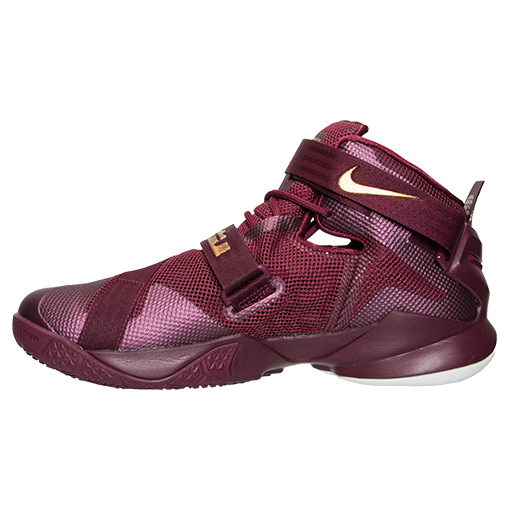 The Nike Zoom Soldier IX Now Comes in Cavs Colors 3