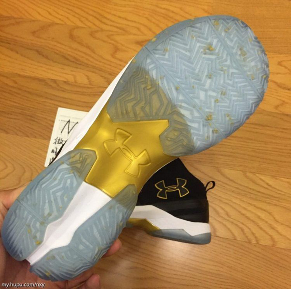 A Special Edition Under Armour Curry Two (2) Pops up Online 5