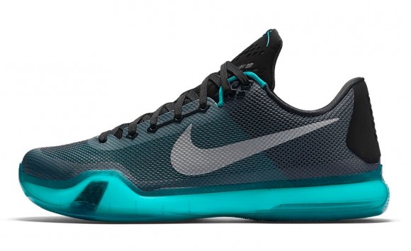 This Colorway of the Nike Kobe X is Inspired by the Mamba's Favorite Football Team-3