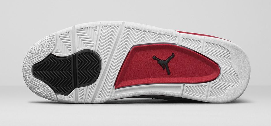 An Official Look at the Air Jordan 4 Retro 'Alternate 89' 5