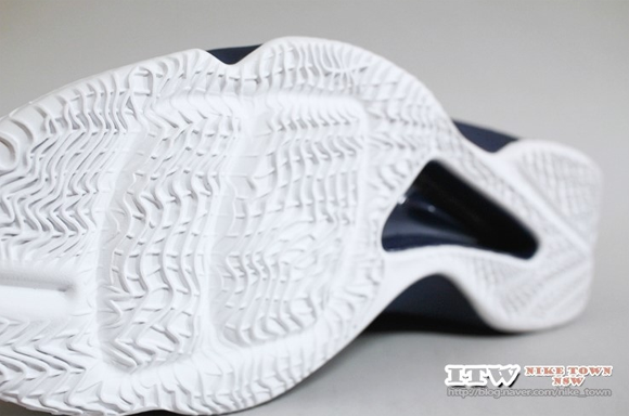 Get Up Close and Personal with The Jordan Melo M12 in White Navy 8
