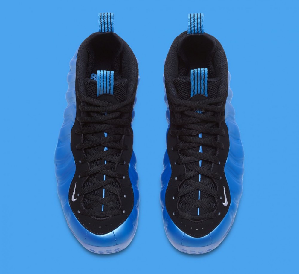 Get an Official Look at The Nike Air Foamposite One 'University Blue' 2