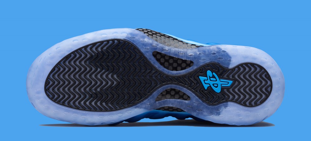 Get an Official Look at The Nike Air Foamposite One 'University Blue' 5