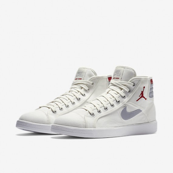 Jordan Sky High OG Set to Re-Release In Original Colorway