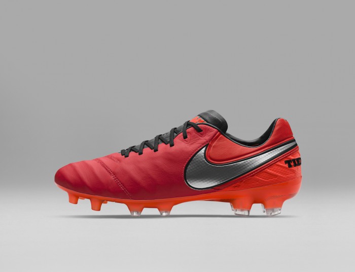 nike football metal flash pack TIEMPO LEGEND FG 8