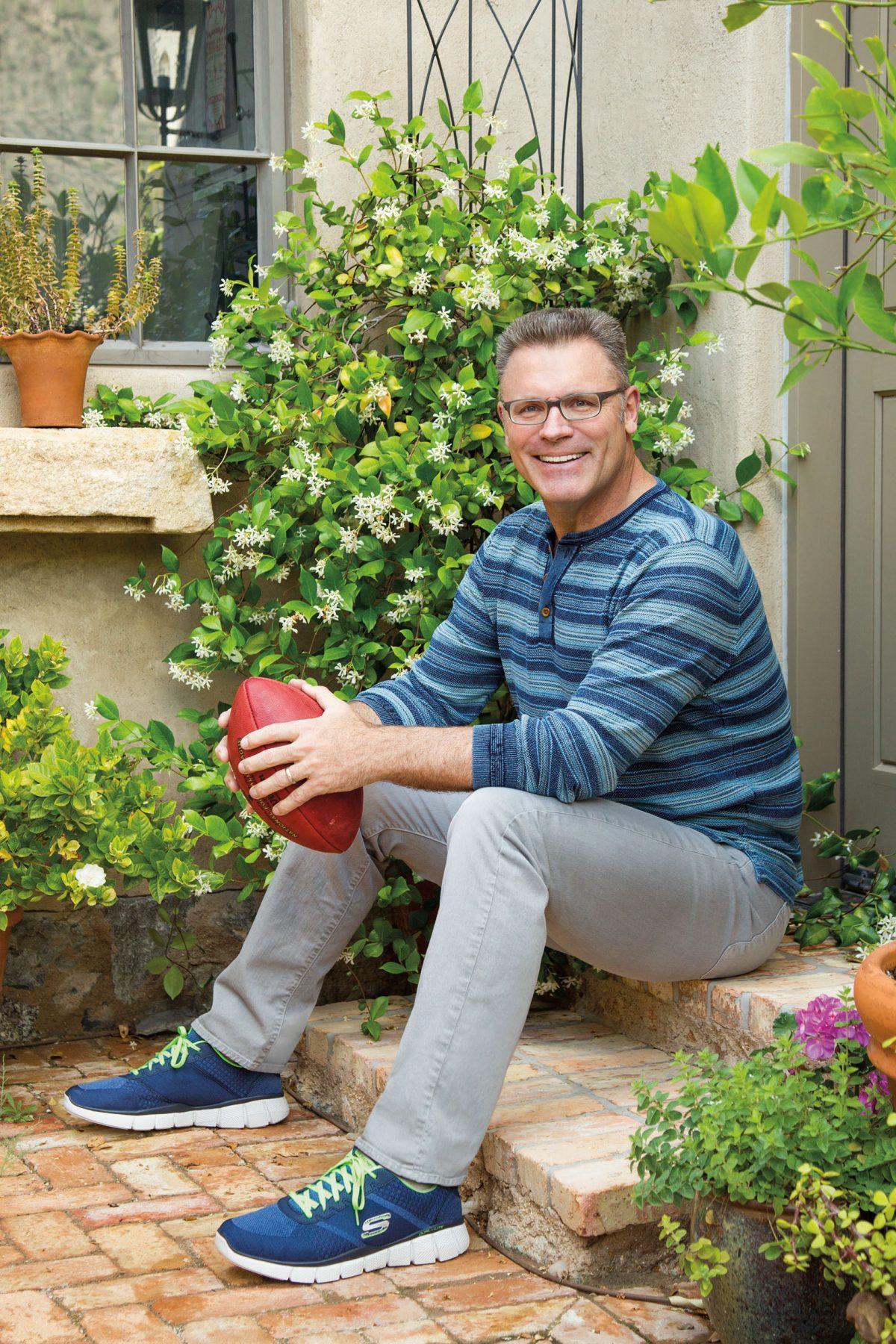 Skechers and Howie Long 1