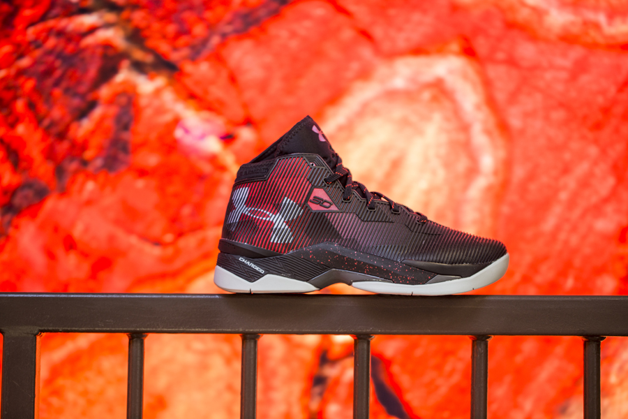 Get Up Close and Personal with the Under Armour Curry 2.5 in Black Red 1