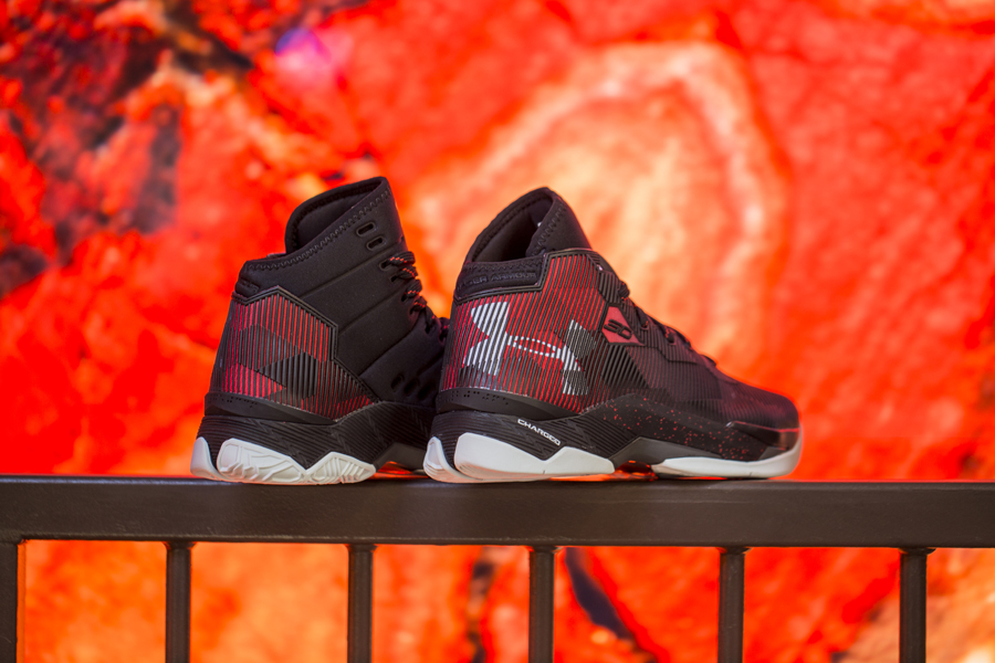 Get Up Close and Personal with the Under Armour Curry 2.5 in Black Red 2