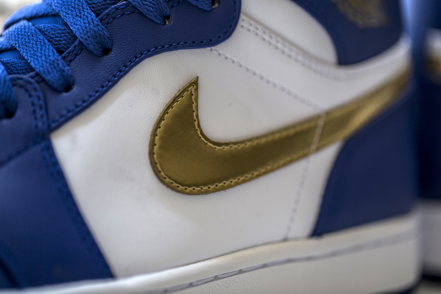 Get Up Close and Personal with the 2016 Air Jordan 1 'Olympic Pack' 7